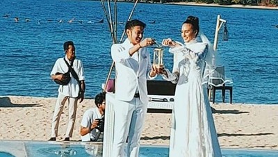 Air Mata Mpok Atiek, Romantisnya Pernikahan Dimas-Nadine Chandrawinata