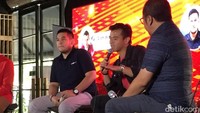 Coaching Clinic detikOto yang bakal membahas Toyota Fortuner ini menghadirkan PR Manager PT Toyota Astra Motor Rouli H Sijabat, public figure Dion Wiyoko, dan Achmad Reza dari detikOto. Foto: Dadan Kuswaraharja
