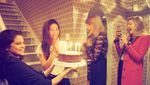 Ini Gaya Seru Taylor Swift Saat Masak hingga Ngopi Cantik