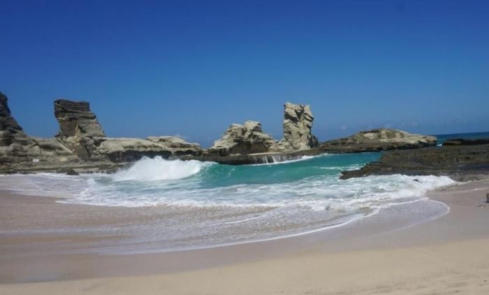 Foto Sisi Lain Pantai Klayar Di Pacitan Foto 5