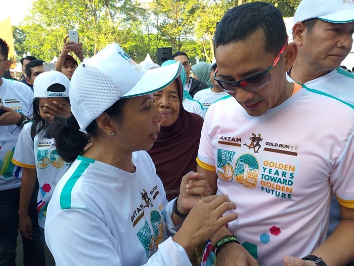 Bincang dengan Rini, Sandi Bahas TOD hingga Stadion Persija