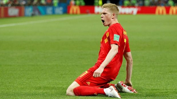 Kevin De Bruyne merayakan gol ke gawang Brasil.