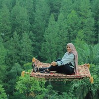 Gaya Tiara di tempat wisata favorit. Foto: Dok. Instagram/@tiaraalincia