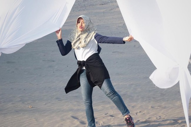 Tiara kerap kali membagikan berbagai aktivitas dirinya, termasuk gaya liburannya. Foto: Dok. Instagram/@tiaraalincia