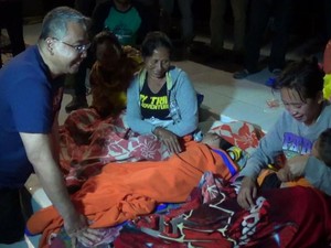 Mensos-Mendes Jenguk Pengungsi Gunung Agung, Sampaikan Pesan Jokowi