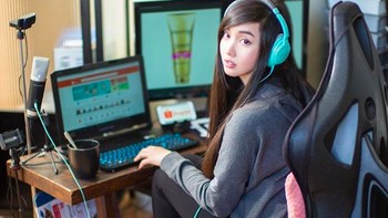 Namanya Alodia Giosiengfiao asal Filipina. Dia dikenal sebagai ratu cosplay dan juga penggemar berat video game. Foto: Instagram