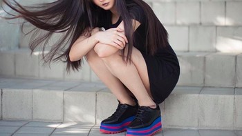Ia tak memungkiri kadang diremehkan sebagai gamer karena dia seorang wanita. Ketika gamer lain melihat para wanita, mereka seakan menyepelekan atau menganggap kami gamer palsu, sergahnya. Tapi Alodia meyakinkan ia cukup jago main game. Foto: Instagram