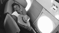 David Beckham memilik pesawat jet Bombardier Challenger 350. Harganya mencapai 19 juta poundsterling atau sekitar Rp 361 miliar. Istimewa/Instagram.
