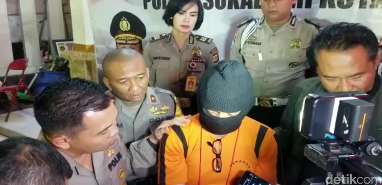 Oknum Pegawai Pos Sukabumi Bawa Kabur Duit Rp 100 Juta Oknum Pegawai Pos Sukabumi Bawa Kabur Duit Rp 100 Juta