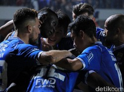 Dengan kemenangan ini, Persib mengumpulkan 21 poin hasil dari 13 kali bermain. Mereka ada di posisi ketujuh klasemen sementara. Sementara itu, PSIS masih belum beranjak dari posisi juru kunci dengan raihan 14 angka.