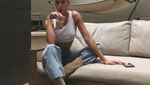 Ini Hailey Baldwin, Model Seksi Teman Dekat Justin Bieber yang Hobi Ngopi