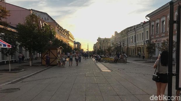 Leningskaya Street