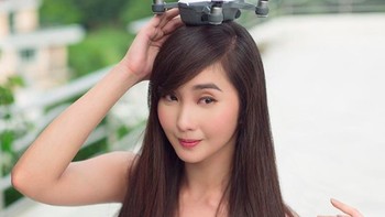Alodia punya keturunan Filipina, Spanyol dan China dalam darahnya. Ayahnya keturunan Filipina- China dan ibunya keturunan Filipina- Spanyol. Adiknya yang bernama Ashley Gosiengfiao juga berprofesi sebagai model cosplayer.