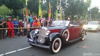 Ada pula rombongan mobil kuno (Foto: Nur Azizah Rizki Astuti/detikcom)
