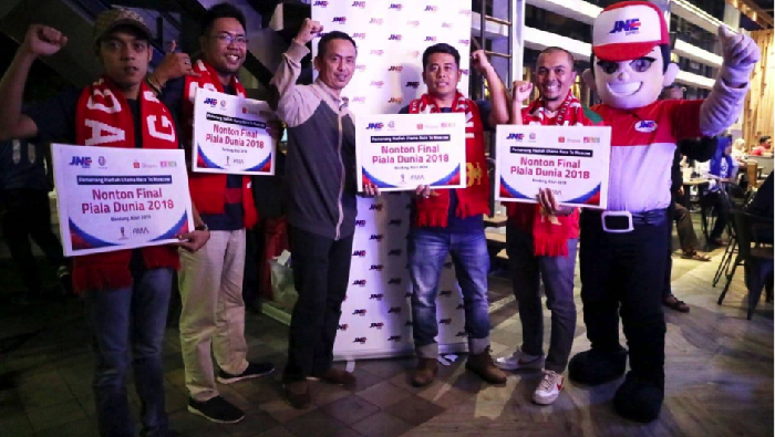 Beruntung! Pelanggan JNE Diajak Nonton Langsung Final Piala Dunia