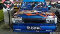 Indra Yoga memberi nama Blue Dog untuk mobilnya. Foto: Khairul Imam Ghozali