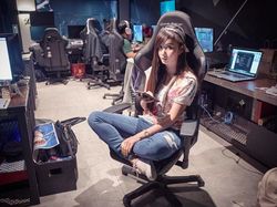 Pesona Alodia, Gamer Seksi dan Ratu Cosplay Filipina