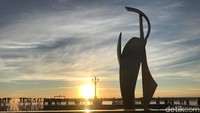 Yang ini adalah Samara Embankment. Ini adalah taman dan pedestrian sepanjang 4 km di tepi Sungai Volga dan jalan Volzhsky Avenue (Resha/detikTravel)  