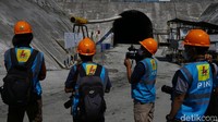 Proyek yang menghabiskan sekitar Rp 635 miliar tersebut ditargetkan rampung 2019 nanti.