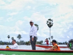 Blusukan ke Sulsel, Mentan Tinjau Dampak Banjir di 3 Kabupaten