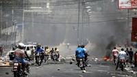 Kenaikan harga bensin mencapai $4,75 atau Rp 68 ribu per galon yang lebih besar dua kali lipat pendapatan harian kebanyakan warga Haiti. Andres Martinez Casaf/Reuters.