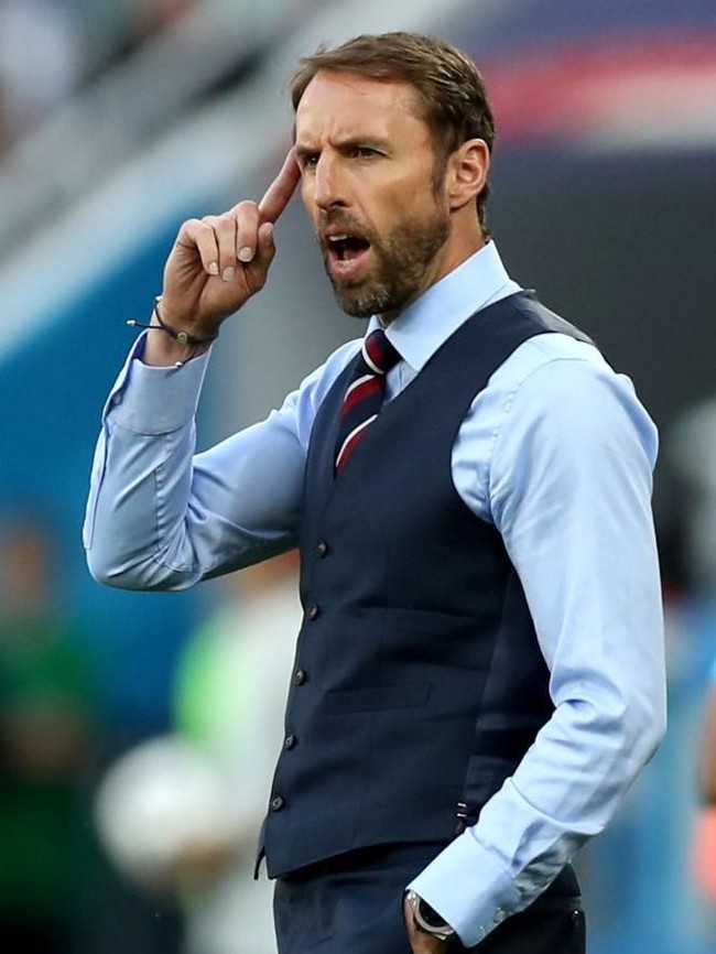 Waistcoat adalah sejenis rompi yang biasanya dipakai untuk melengkapi tampilan formal. Biasanya, waistcoat sering dipadukan dengan jas atau blazer serta dasi. (Foto: Getty Images)