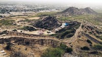 Gurun pasir ini adalah rumah bagi dataran garam terbesar di India. Wilayah Great Rann of Kutch dibagi menjadi dua wilayah berbeda, yakni Great Rann dan Little Rann (CNN Travel)
