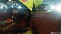 Mengusung konsep exotic performance, Ferry meningkatkan semua bagian mobil dari aslinya. Namun yang paling ditonjolkan adalah mesinnya yang diubah jadi twin turbo kustom. Foto: Khairul Imam Ghozali