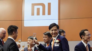 Walaupun kondisi ekonomi makro jauh dari ideal, kami percaya perusahaan hebat dapat menghadapi tantangan ini dan menunjukkan keistimewaannya, kata Jun dalam pidatonya setelah debut Xiaomi di pasar saham Hong Kong. Foto: Reuters