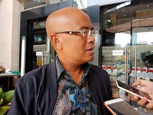 Jokowi Bentuk Timnas Pencegahan Korupsi, Desmond: Pencitraan!
