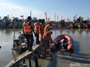 Seorang Wisatawan Tenggelam di Muara Citemu Cirebon