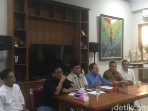Dahnil Anzar Bantah Gugatan Ambang Batas Capres Bermuatan Politik