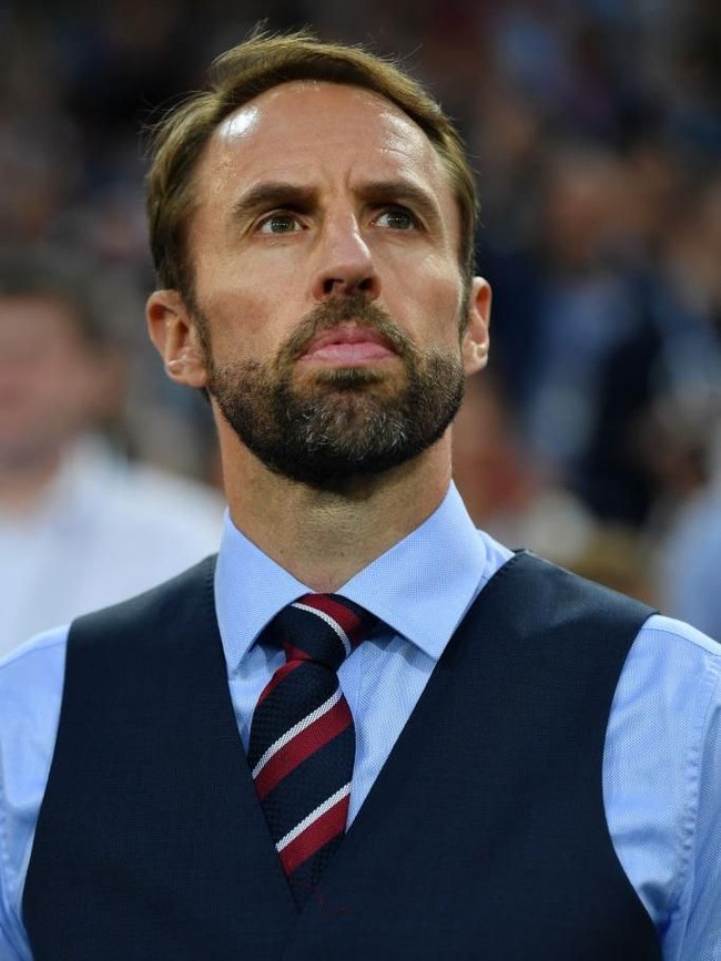Sebagai tambahan, Marks & Spencer juga melansir waistcoat bertulisan Its Coming Home yang melambangkan harapan Inggris menjadi juara Piala Dunia 2018. Inggris terakhir kali memenangkan Piala Dunia pada 1966. (Foto: Getty Images)