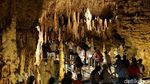 Potret Gua Terpanjang di Jepang