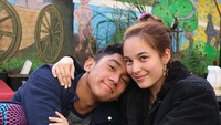 Satu tahun berpacaran keduanya didoakan segera naik ke pelaminan. Foto: Dok. Instagram/chelseaislan