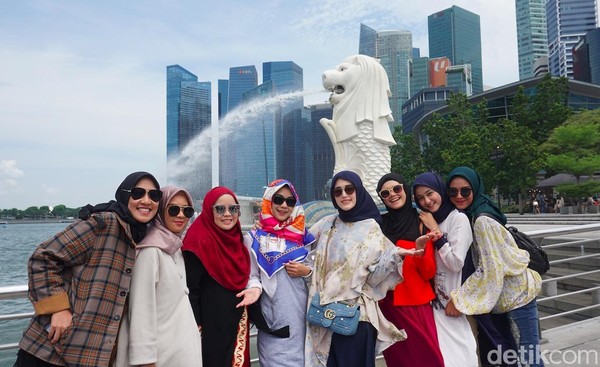 Selama 6 hari, para peserta mengunjungi berbagai tempat seru di Singapura. Mereka pergi bersama Adelia Wilhelmina dan Anisa Rahma (Shinta/detikTravel)