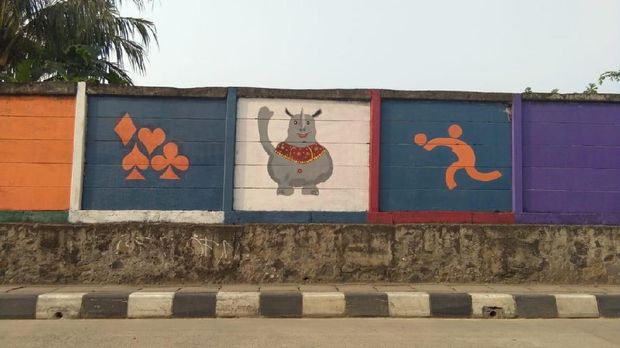 Mural Asian Games di tembok di kawasan Ancol, Jakut