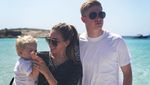Foto: Liburan Mesra Kevin De Bruyne & Istrinya yang Cantik