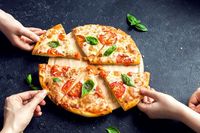 Keren! Robot dari Prancis Ini Bisa Bikin Pizza Margherita yang Enak