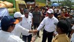 Bantuan Pupuk untuk Korban Puso di Sulawesi Selatan
