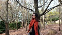 Berpose dulu di Ashcombe Maze & Lavender Gardens (carissa_puteri/Instagram)