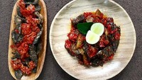 Kalau ini dua versi paru buatan @serasa_sumatera. Ada paru kering balado dan paru basah jengkol. Dua-duanya sedap. Foto: Instagram