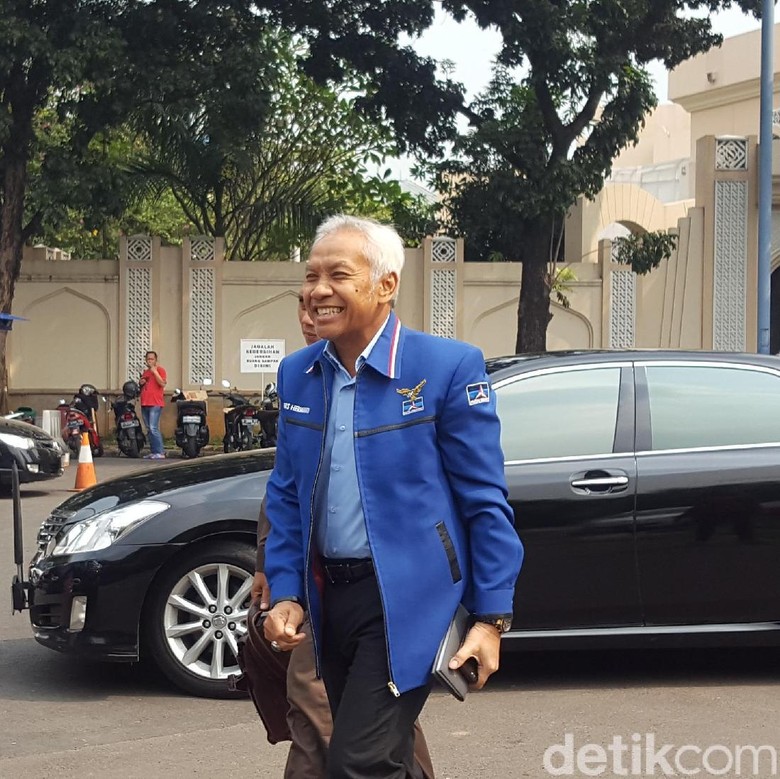 Elite PD: Tudingan Faizal Assegaf Soal Redamnya Isu Mahar Hoax! Elite PD: Tudingan Faizal Assegaf Soal Redamnya Isu Mahar Hoax!