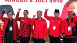 Politikus Senior Sabam Sirait Silaturahmi dengan Kader PDIP