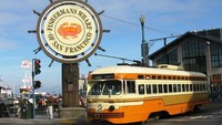 Fishermans Wharf merupakan pelabuhan yang sudah ada sejak tahun 1800-an. Kini bukan hanya pelabuhan semata, melainkan sudah jadi destinasi wisata bagi turis di San Francisco (Fishermans Wharf)