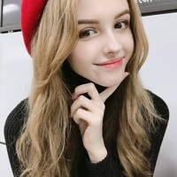 Senyuman menawan Karimova yang membuat netizen terpanaFoto: Instagram @elina_4_22