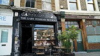 Nah, jadi kalau sedang berkunjung ke London, jangan lupa kunjungi bar unik ini ya! Foto: designmynight - Istimewa