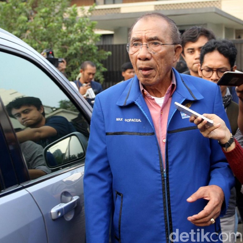 Kader di Yogya Desak DPP Demokrat Menindak Max Sopacua Cs Kader di Yogya Desak DPP Demokrat Menindak Max Sopacua Cs