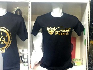 Kaos #2019GantiPresiden di Tanah Abang Banyak Dibeli Lusinan
