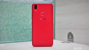 Hadir dalam varian hitam dan merah. Foto: Adi Fida Rahman/detikINET